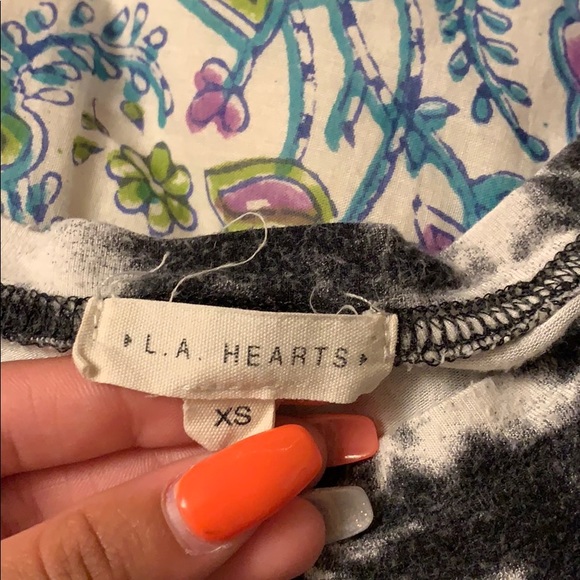 Acid wash crop top - Picture 2 of 4